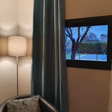Hotel De La Tour -appartements- 3*