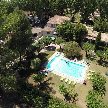 فندق De La Tour -appartements-