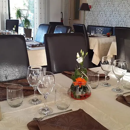 De La Tour -appartements- 3* Valros