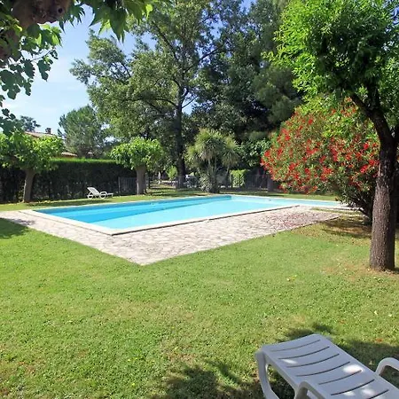 De La Tour -appartements- Hotel Valros