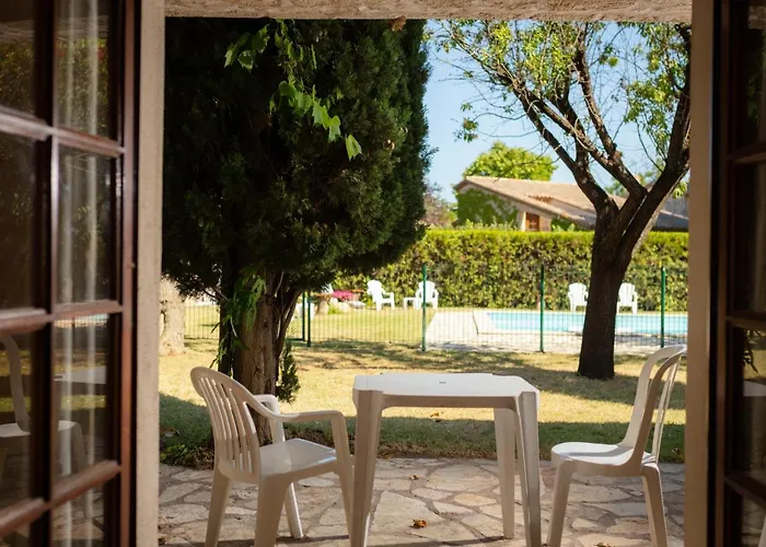 De La Tour -appartements- Hotell